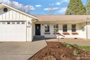 3202 McLeod Rd, Bellingham, WA 98225 - Photo 2