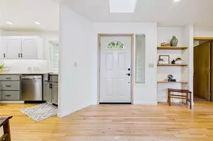 201 Rainier Ln, Port Ludlow, WA 98365 - Photo 8