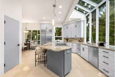 18206 NW Montreux Drive, Issaquah, WA 98027 - Photo 8