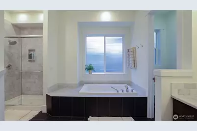 629 Field Place NE, Renton, WA 98059 - Photo 22