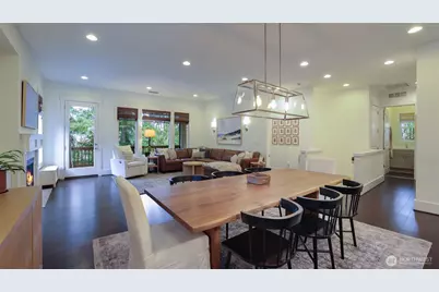 629 Field Place NE, Renton, WA 98059 - Photo 16