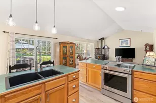 15112 Champion Ests Dr SE, Yelm, WA 98597 - Photo 10