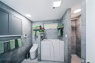 4929 Black Lake Blvd SW, Olympia, WA 98502 - Photo 24