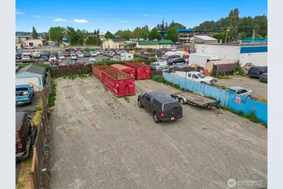 118 12th Street SE, Puyallup, WA 98372 - Photo 2