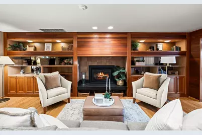 8902 Park Ridge Drive W, University Place, WA 98467 - Photo 4