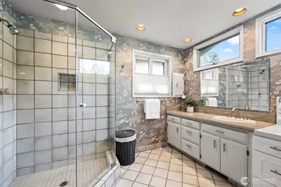 8902 Park Ridge Drive W, University Place, WA 98467 - Photo 22