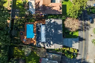 8902 Park Ridge Dr W, University Place, WA 98467 - Photo 38