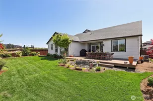2031 E 9th St, La Center, WA 98629 - Photo 38