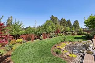2031 E 9th St, La Center, WA 98629 - Photo 40