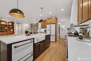 2031 E 9th St, La Center, WA 98629 - Photo 12