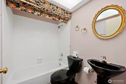 7861 NE University Point Circle NE, Bremerton, WA 98311 - Photo 12