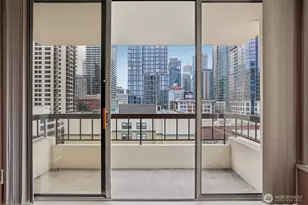 2201 3rd Ave, Seattle, WA 98121 - Photo 8