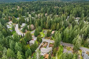 18605 NE 191st St, Woodinville, WA 98077 - Photo 2