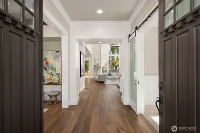 2832 109th Avenue SE, Bellevue, WA 98004 - Photo 4