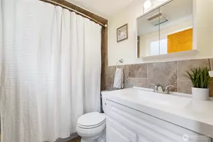 2241 E Timberlake Dr W, Shelton, WA 98584 - Photo 24