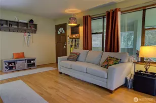 8311 NE 175th St, Kenmore, WA 98028 - Photo 2