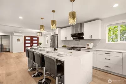 4326 NE 44th Street, Seattle, WA 98105 - Photo 10