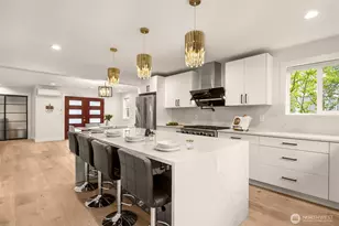 4326 NE 44th St, Seattle, WA 98105 - Photo 10