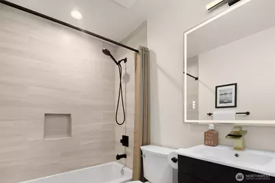4326 NE 44th Street, Seattle, WA 98105 - Photo 16