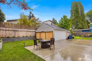 4326 NE 44th St, Seattle, WA 98105 - Photo 34