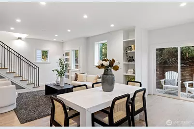 8001 25th Avenue NW, Seattle, WA 98117 - Photo 10