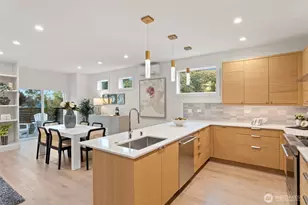 8001 25th Ave NW, Seattle, WA 98117 - Photo 16