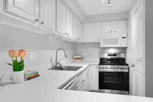 15246 SE 43rd Ct, Bellevue, WA 98006 - Photo 4