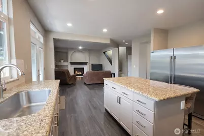 6107 Olive Avenue SE, Auburn, WA 98092 - Photo 8