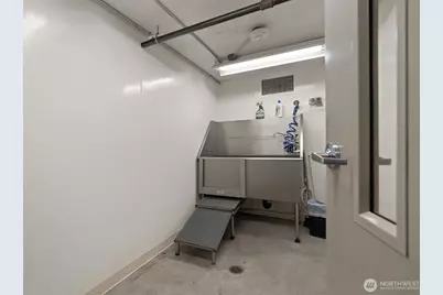1760 NW 56th St #322, Seattle, WA 98107 - Photo 30