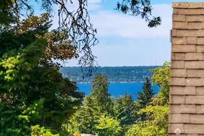 11226 NE 67th Street, Kirkland, WA 98033 - Photo 2