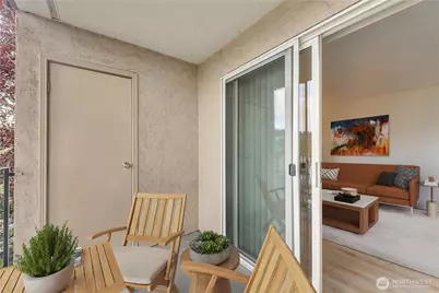 11643 100th Avenue NE #B-3, Kirkland, WA 98034 - Photo 6