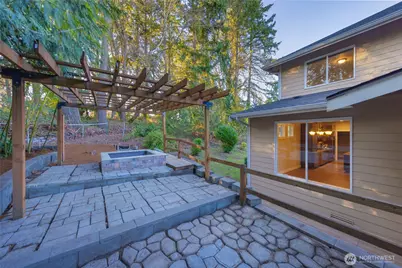 4585 167th Lane SE, Bellevue, WA 98006 - Photo 6