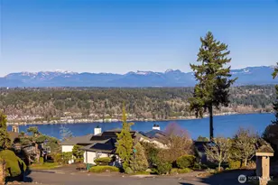 4585 167th Ln SE, Bellevue, WA 98006 - Photo 8