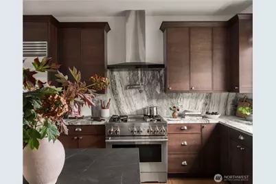 13709 SE 85th Street, Newcastle, WA 98059 - Photo 4