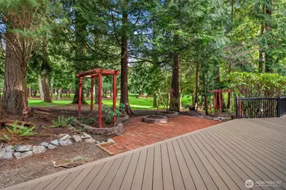 2048 213th Avenue NE, Sammamish, WA 98074 - Photo 26