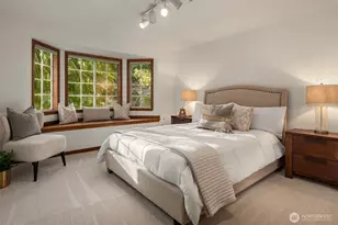 2048 213th Ave NE, Sammamish, WA 98074 - Photo 14