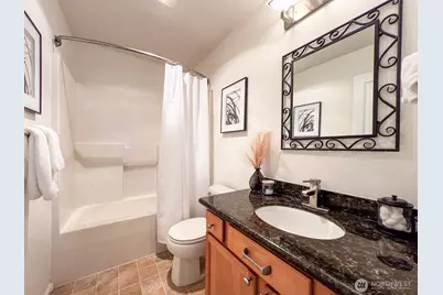 7005 Holly Park Drive S, Seattle, WA 98118 - Photo 22