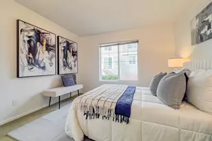 7005 Holly Park Dr S, Seattle, WA 98118 - Photo 18