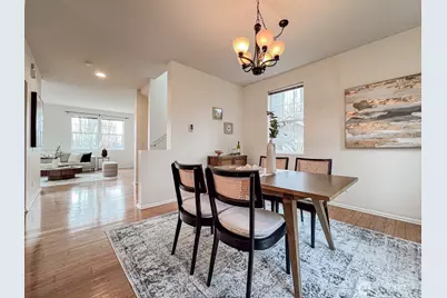 7005 Holly Park Drive S, Seattle, WA 98118 - Photo 8