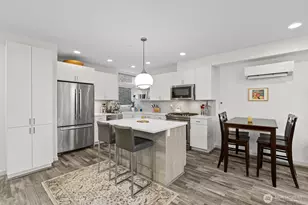 1422 E Cherry St, Seattle, WA 98122 - Photo 10