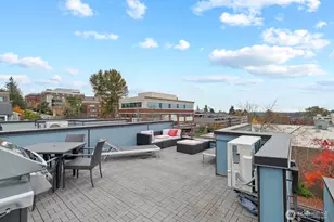 1422 E Cherry St, Seattle, WA 98122 - Photo 24