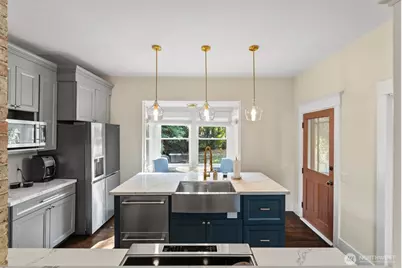 9615 57th Avenue S, Seattle, WA 98118 - Photo 14