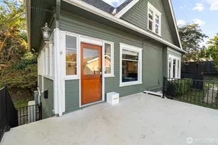 9615 57th Ave S, Seattle, WA 98118 - Photo 4