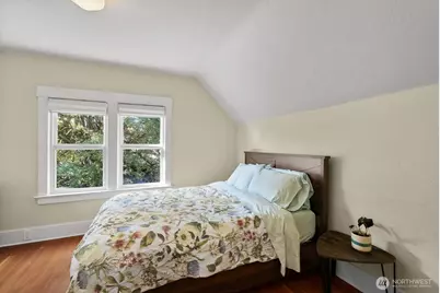 9615 57th Avenue S, Seattle, WA 98118 - Photo 18