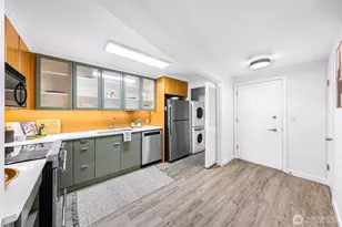 732 11th Ave E, Seattle, WA 98102 - Photo 10
