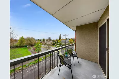 732 11th Avenue E #305, Seattle, WA 98102 - Photo 4