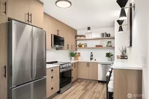 5026 35th Ave NE, Seattle, WA 98105 - Photo 6