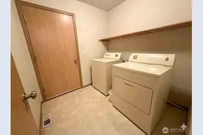 2404 Boulevard Heights Loop SE, Olympia, WA 98501 - Photo 10