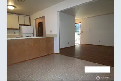 169 18th Avenue #B, Seattle, WA 98122 - Photo 8