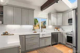 4432 40th Ave SW, Seattle, WA 98116 - Photo 12